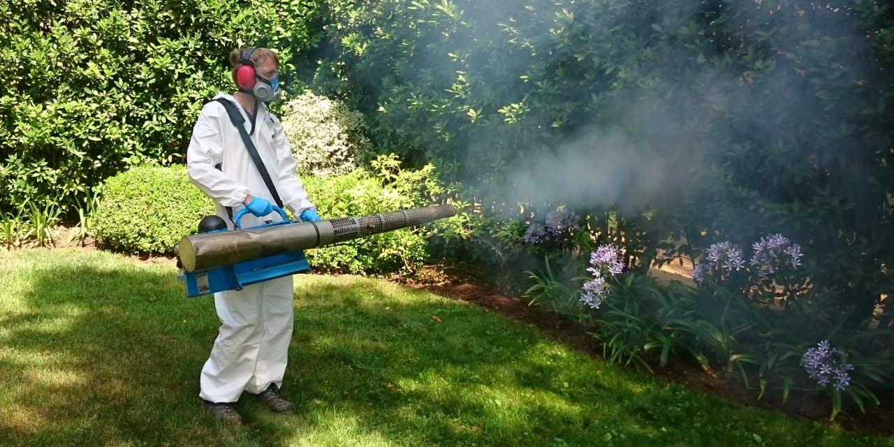 Confiez Votre Démoustication Au Spécialiste Anti-Moustique dedans Traitement Moustique Jardin