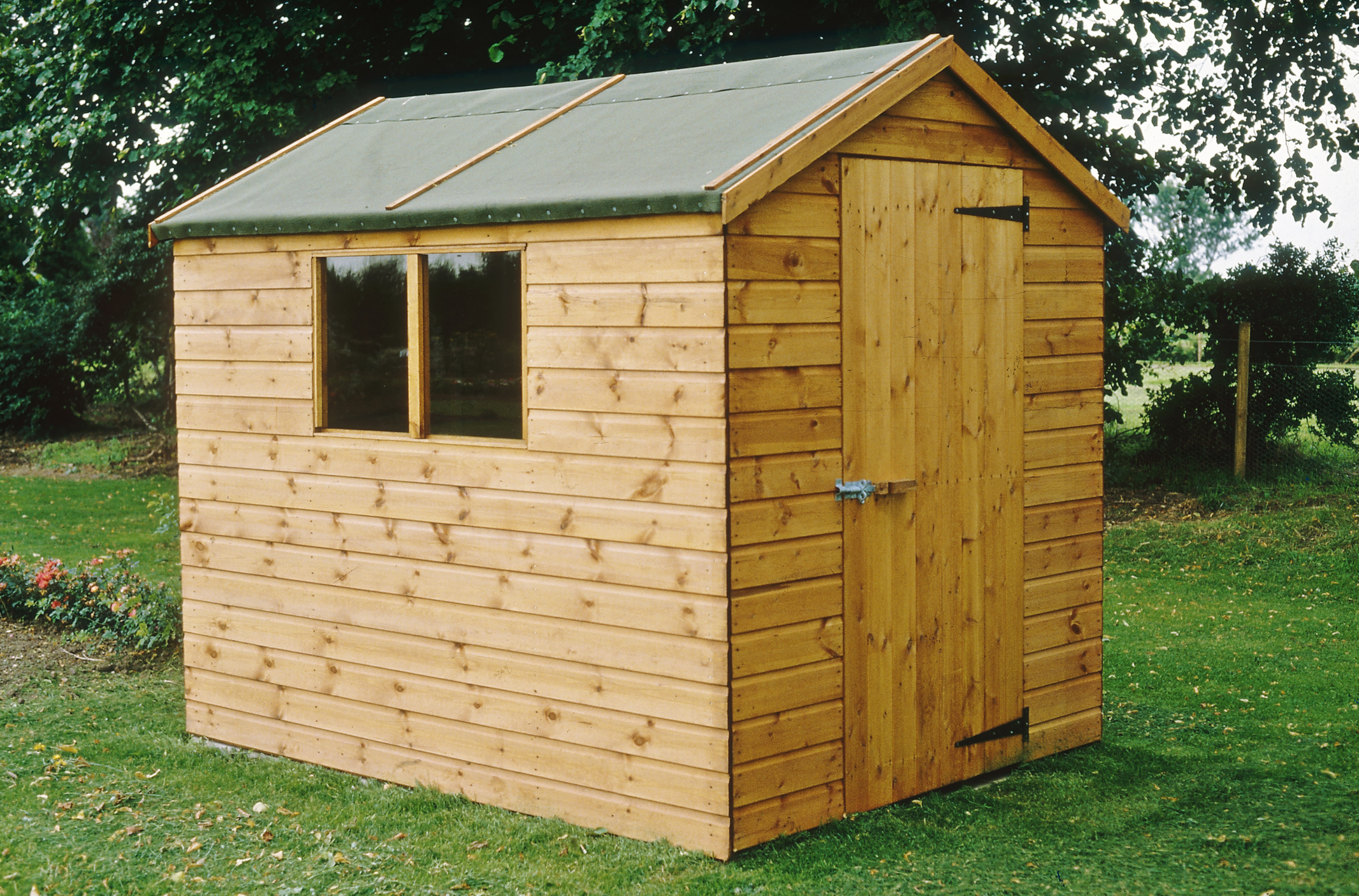 Construction D'une Porte Pour Abri De Jardin intérieur Comment Faire Un Abri De Jardin