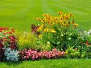 Création De Massifs Fleuris Et Aménagement Extérieur ... tout Jardins Fleuris Paysagiste