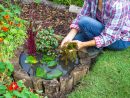 Créer Un Mini-Bassin En 2 Heures Chrono Dans Votre Jardin ... avec Faire Un Bassin De Jardin