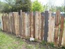 Cute Pallet Picket Fence - It Is Around Our Veggie Garden ... destiné Barriere De Jardin Bois