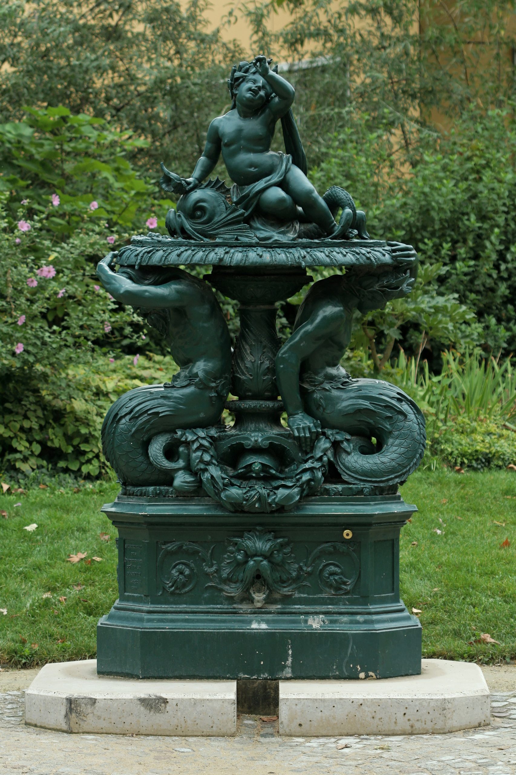 Datei:fontaine Du Jardin Villemin 03.jpg – Wikipedia avec Image Fontaine De Jardin