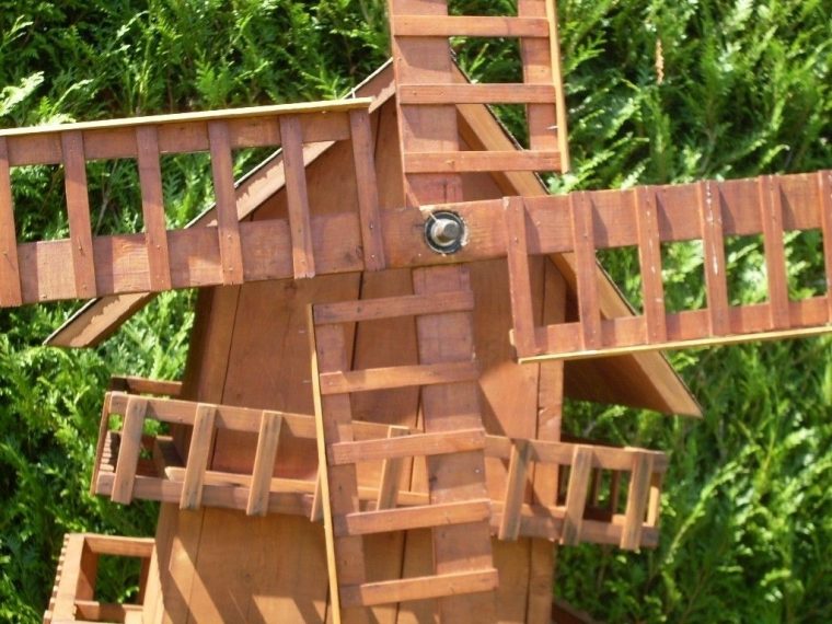 Fabriquer Un Moulin À Vent De Jardin destiné Construire Un Moulin A Vent De Jardin