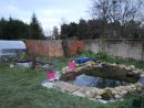 Faire Un Bassin Artificiel Dans Son Jardin - Aquaponie dedans Construction D Un Bassin De Jardin Avec Cascade