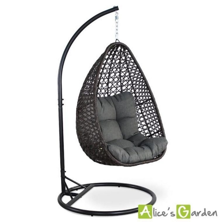 Fauteuil Suspendu Uovo En Résine Tressée Marron Et Coussin ... avec Loveuse De Jardin Resine Tressee Fauteuil Suspendu Uovo En Résine Tressée Marron Et Coussin ... avec Loveuse De Jardin Resine Tressee