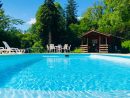 Hôtel De La Vallée Heureuse, Poligny | Accueil concernant Hotel Jura Avec Piscine Intérieure