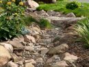 Jardin De Rocaille Et Déco En Pierre Naturelle En 40 Idées dedans Grosse Pierre Pour Jardin