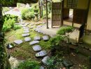 Jardin Des Maisons Japonaises Et L'esprit Du Zen avec Construction Jardin Japonais