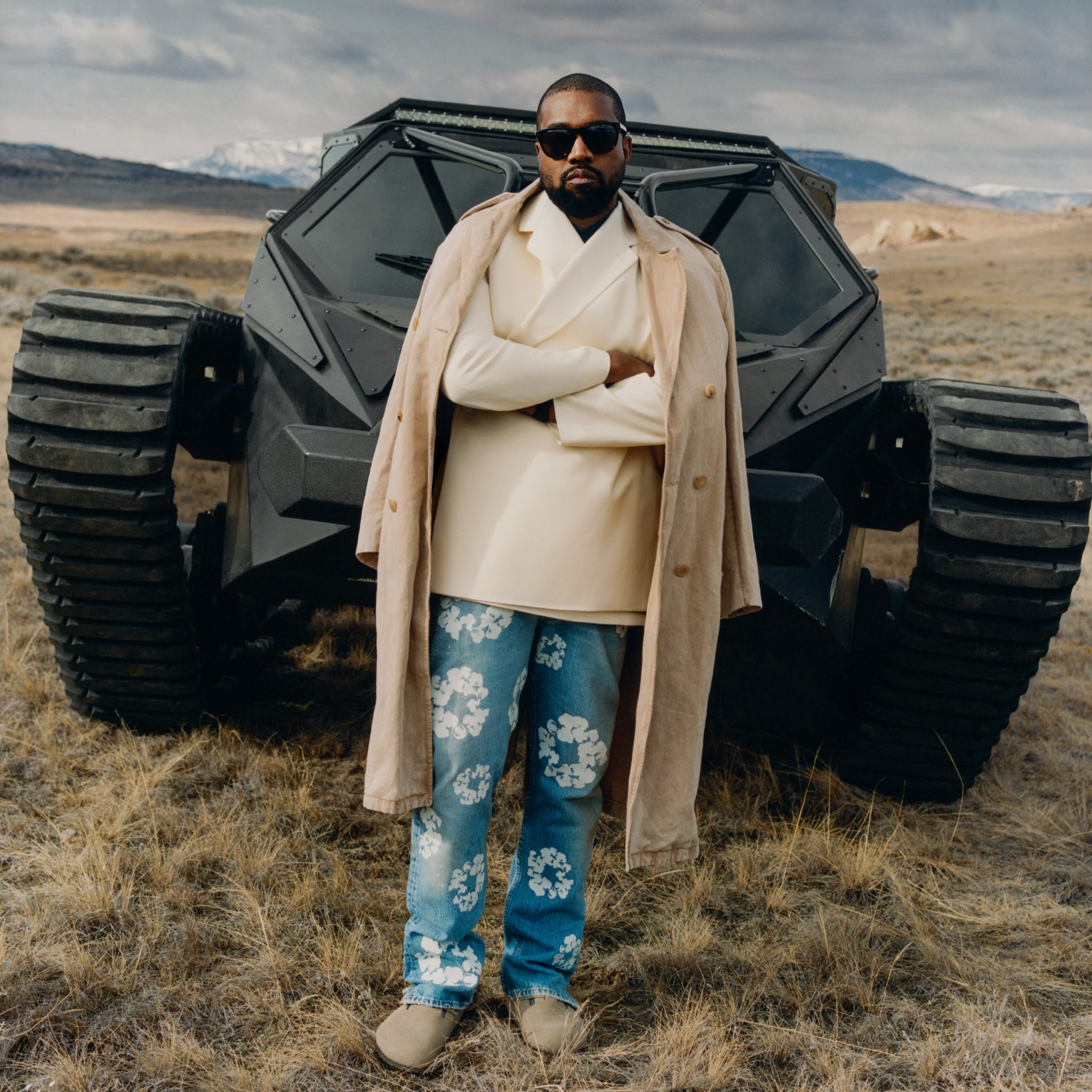 Kanye West On His Next Album, Designing Yeezy, And Kobe ... intérieur Jardin Express Code Promo