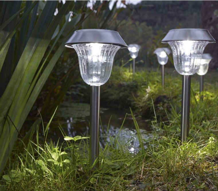 Lampe Solaire → Meilleure Lampe Solaire Pas Cher ... encequiconcerne Lampe Solaire Jardin Puissante