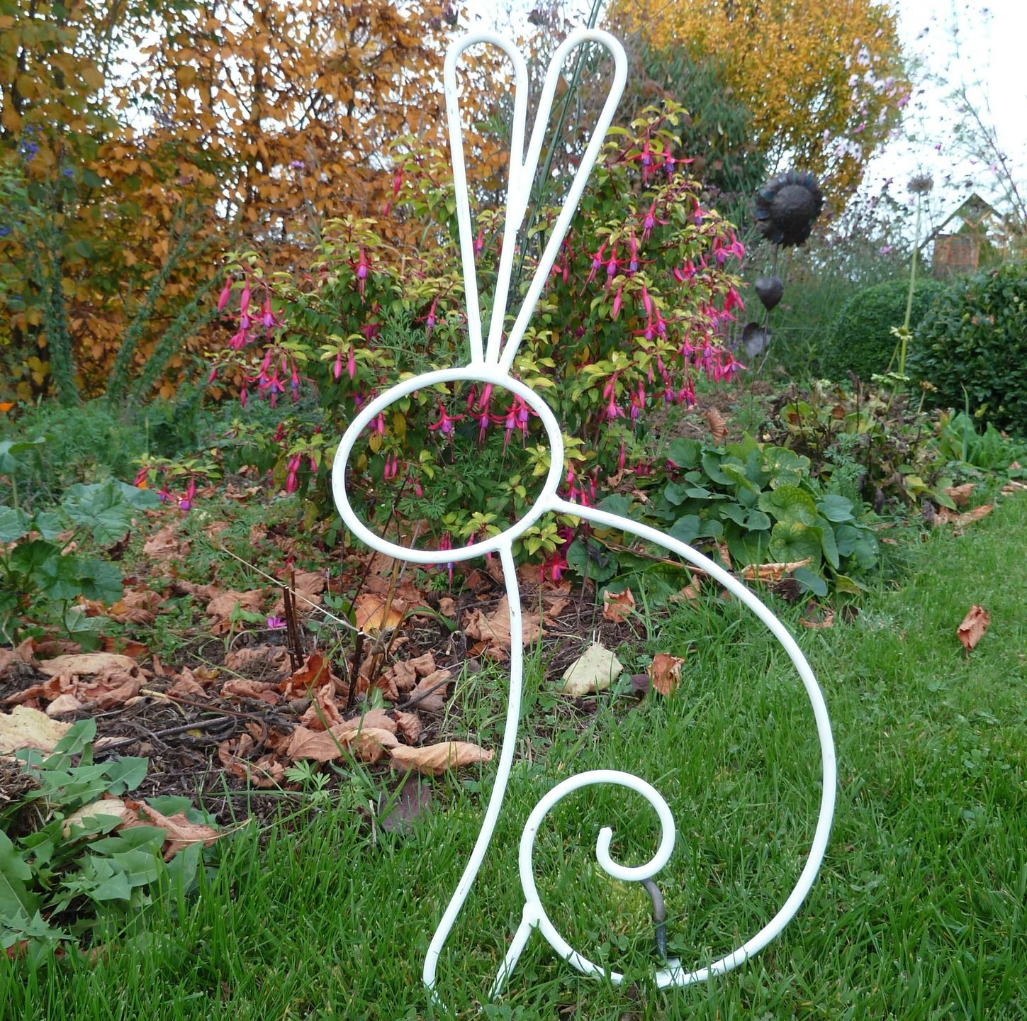 Lapin En Fer Forgé Blanc Pour Décoration De Jardin Ou Autre ... avec Fer Forgé Jardin Décoration