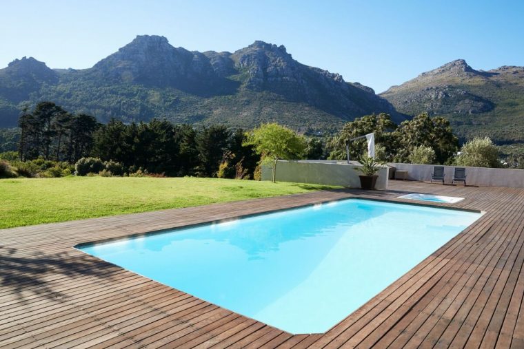 Le Prix D'une Piscine Enterrée : Budget, Tarifs Et Couts ... à Prix Des Piscines Le Prix D'une Piscine Enterrée : Budget, Tarifs Et Couts ... à Prix Des Piscines