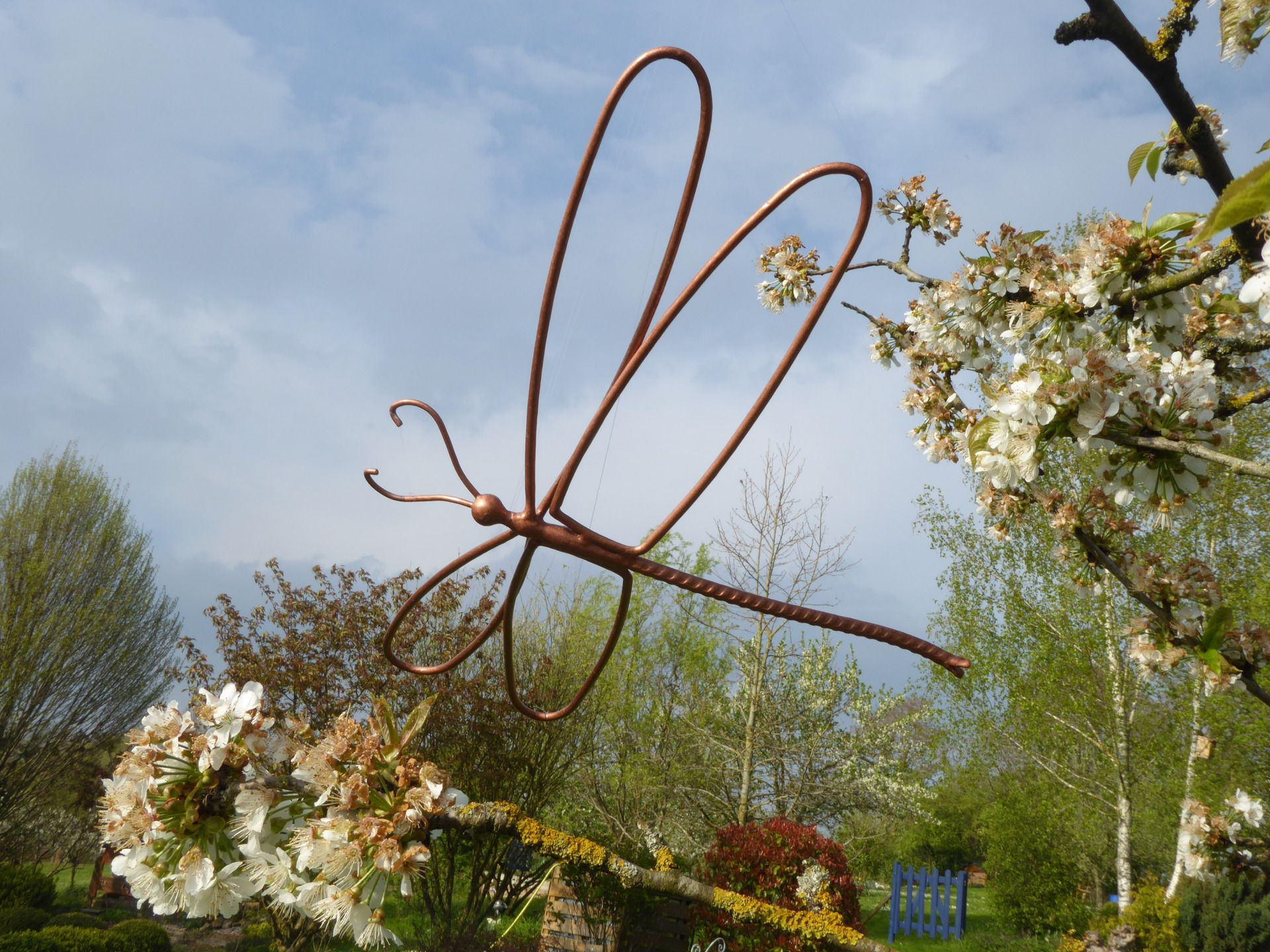 Libellule En Fer Forgé Pour Décoration De Jardin Ou Autre ... serapportantà Fer Forgé Jardin Décoration