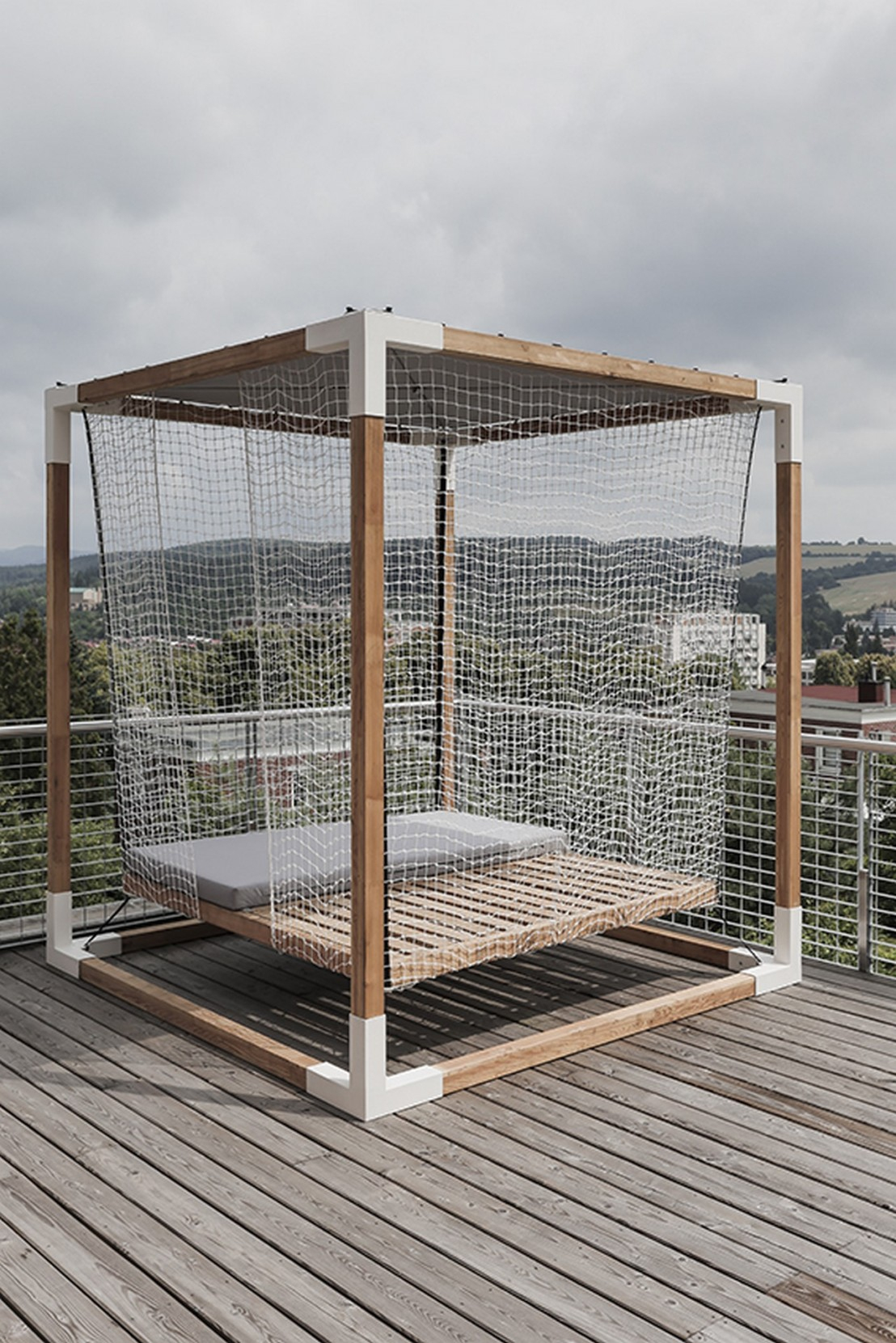 Lit De Jardin Hamac Suspendu En Cage Leva : Mobilier De ... destiné Lit De Jardin En Bois