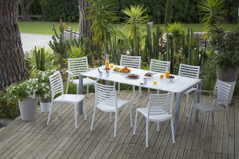 Mobilier Et Salon De Jardin | Grosfillex serapportantà Ensemble Table Et Chaise De Jardin Grosfillex