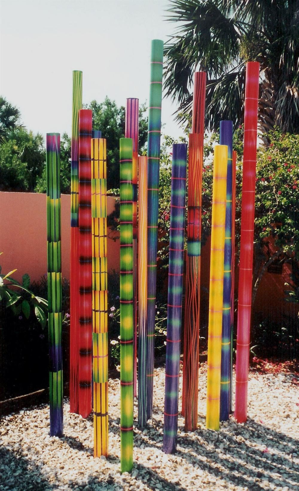 Peindre Des Bambous Pour Un Jardin Coloré | Sculpture Jardin ... dedans Déco Jardin Bambou