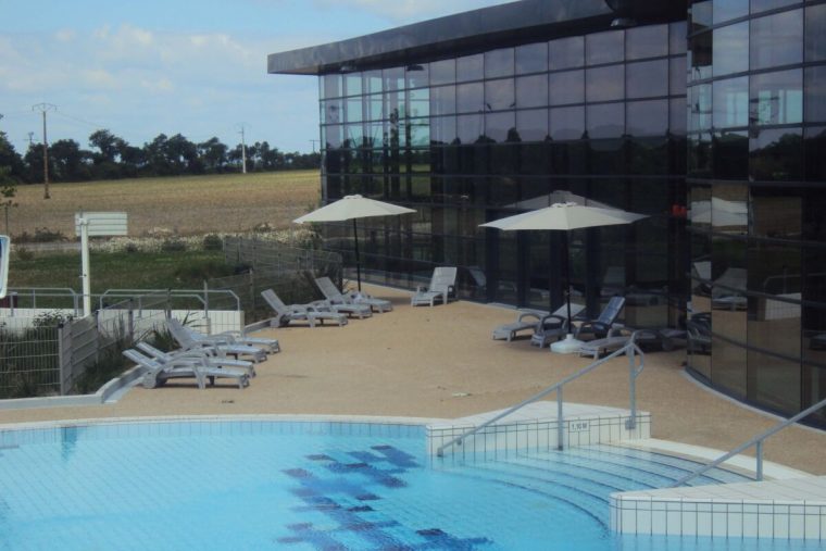 Piscine Aquagolfe À Surzur - Horaires, Tarifs Et Téléphone ... destiné Piscine Surzur Horaires