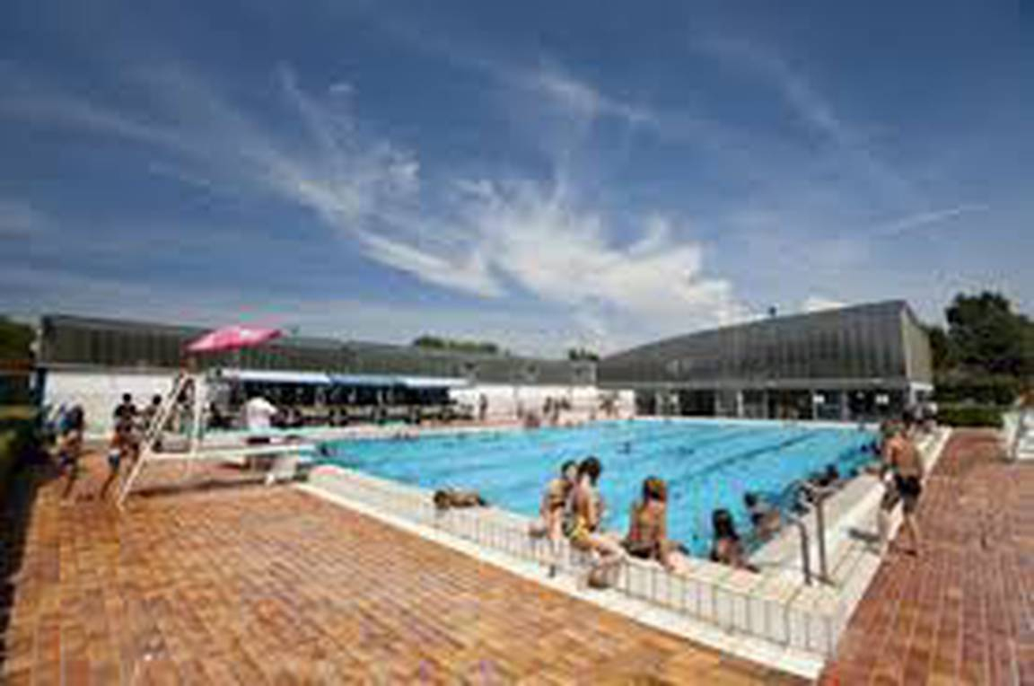 Piscine Camille Muffat - Piscine Fermée Jusqu'en Fin D'année ... intérieur Piscine Plein Ciel Valence