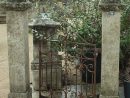 Portillon Ancien Pour Petit Jardin - Beau Petit Portail En ... serapportantà Portes De Jardin En Métal