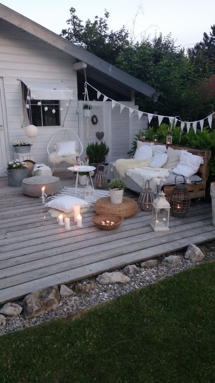 Sommernight Auf Der Terrasse. #sommernight #terrasse ... destiné Deco Design Jardin Terrasse