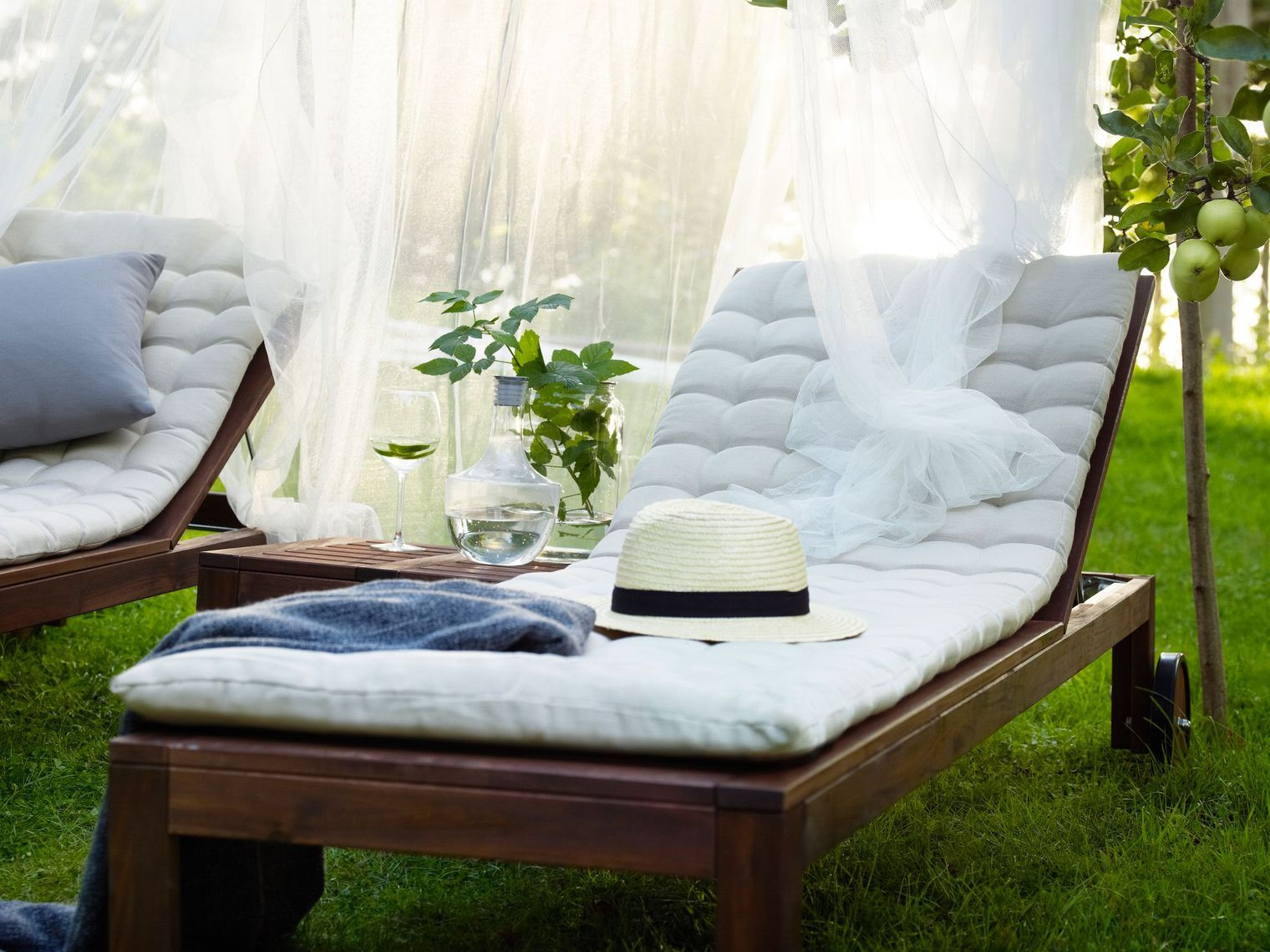 Transat Jardin Et Terrasse : Un Shopping Tendance | Transat ... avec Balancelle Jardin Ikea