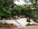 Un Jardin À La Japonaise | Jardin Japonais, Déco Jardin encequiconcerne Comment Réaliser Un Jardin Zen