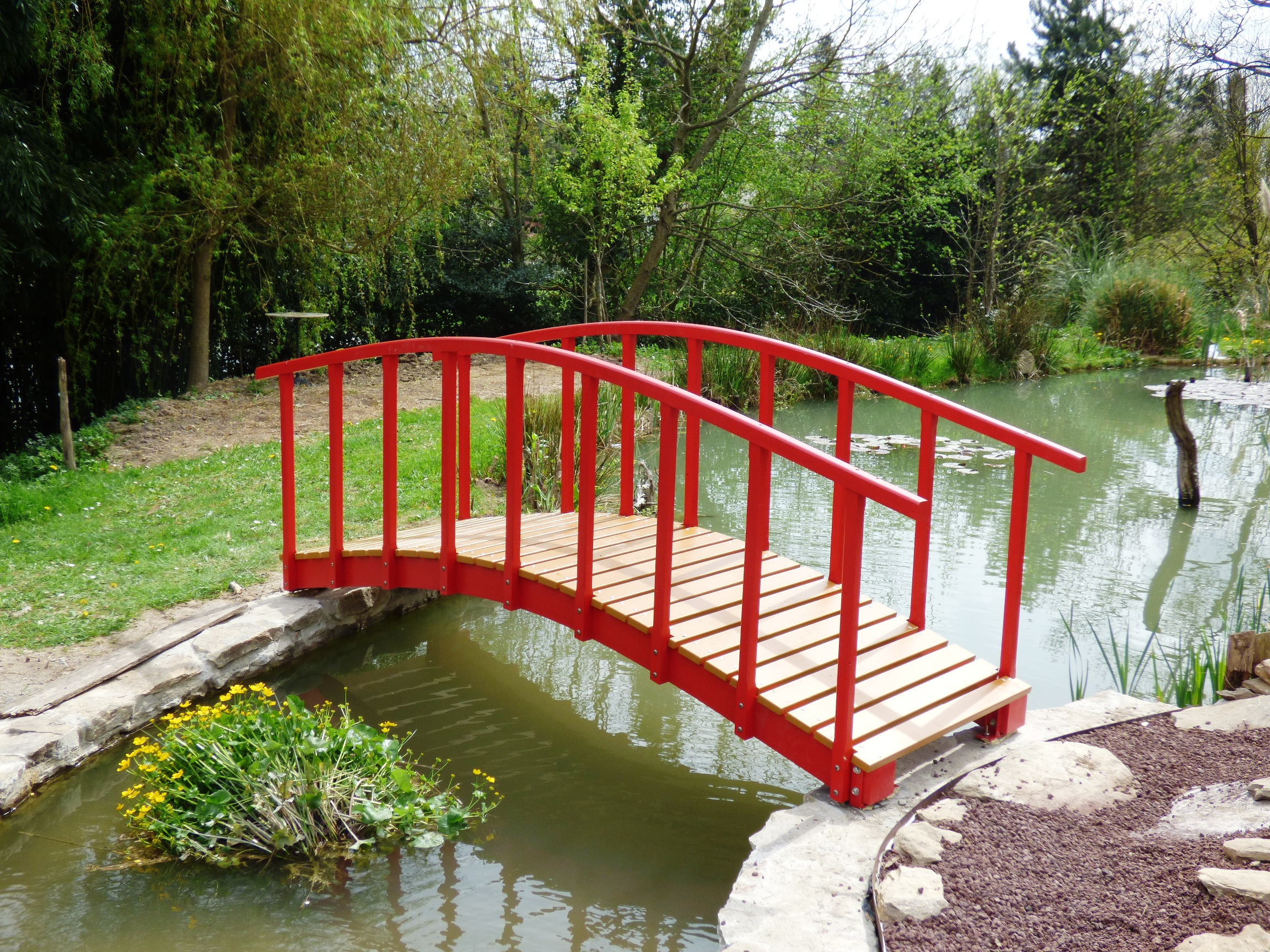 Un Petit Pont Japonais | Bois+ Le Bouvet à Pont De Jardin En Bois