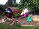 Un Sauna Cylindrique Sur Votre Terrasse En Bois dedans Sauna De Jardin En Bois