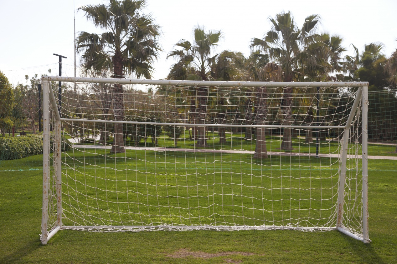Une Cage De Football Dans Mon Jardin | La Pause Jardin à Goal De Foot Pour Jardin