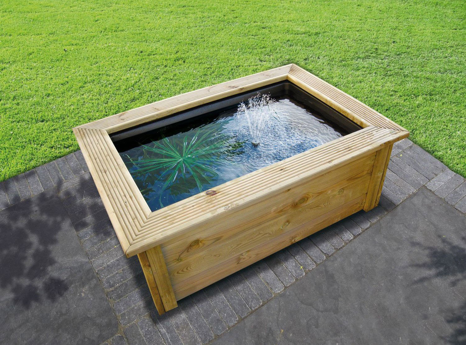 Utiliser Un Bassin Préformé Pour Son Bassin Hors Sol pour Kit Bassin De Jardin Préformé