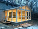 110 Best Farmhouse Porch Decor Ideas (40) | Foyer Extérieur ... à Terrasse Couverte Fermée