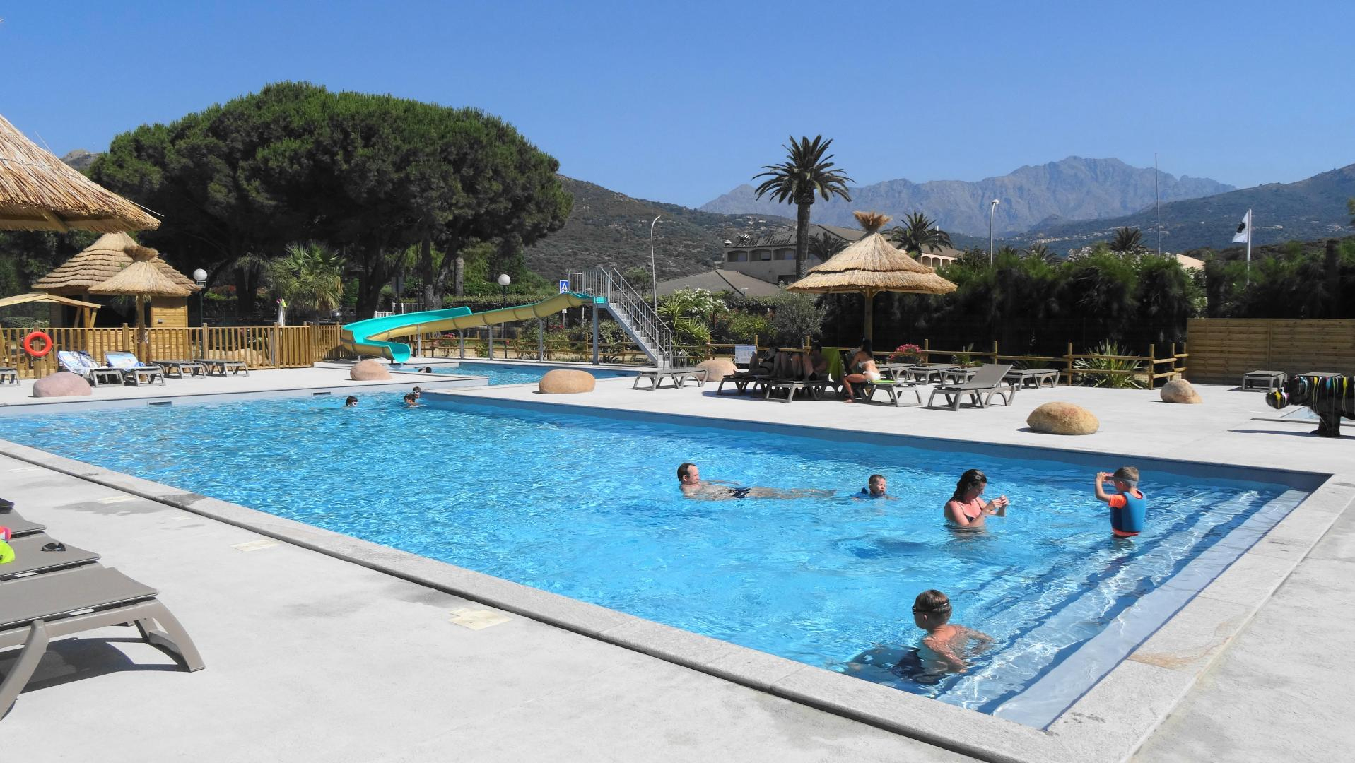 Camping - Île-Rousse, Calvi, La Balagne | Camping A Marina ... tout Camping Ile Rousse Avec Piscine