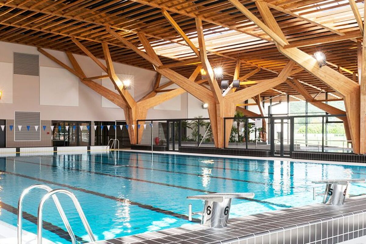 Centre Aquatique Des 2 Vallées Alain Bernard - Piscine À ... pour Piscine Alain Bernard
