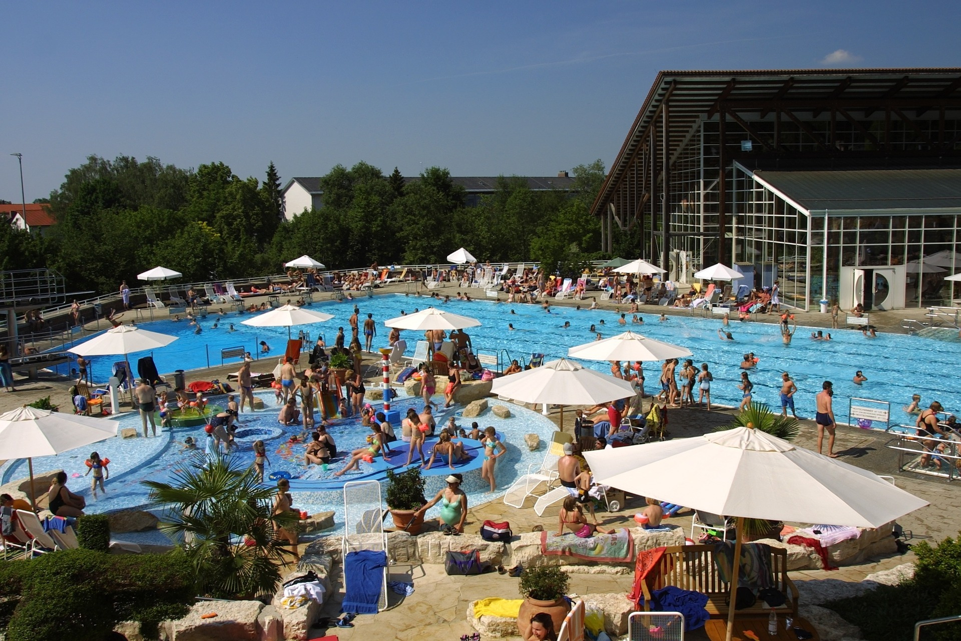 Vacances D'été À Nîmes : Des Ateliers De Préventions ... à Piscine Aquatropic Nimes