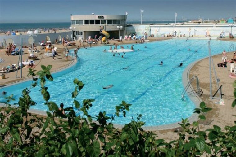 Piscine De Trouville Sur Mer - Horaires, Tarifs Et Téléphone ... serapportantà Piscine De Trouville Piscine De Trouville Sur Mer - Horaires, Tarifs Et Téléphone ... serapportantà Piscine De Trouville