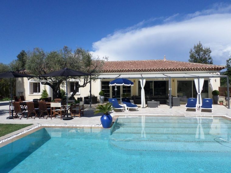 Villa Avec Piscine Chauffée, Le Castellet (9.4/10) | Tarifs ... pour Location Maison Avec Piscine Marseille Pas Cher Villa Avec Piscine Chauffée, Le Castellet (9.4/10) | Tarifs ... pour Location Maison Avec Piscine Marseille Pas Cher