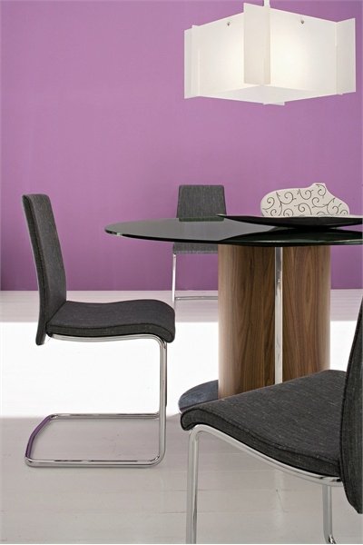 Table Dining Round On A Wooden Leg Odyssey Calligaris ... serapportantà Table Naterial Odyssea