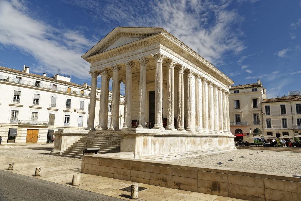 Unesco : La Ville De Nîmes Renouvelle Sa Candidature Pour ... dedans Piscine Les Iris Nimes