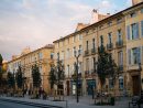 Walk Through The Old Town Of Aix-En-Provence à Travertin Aix En Provence