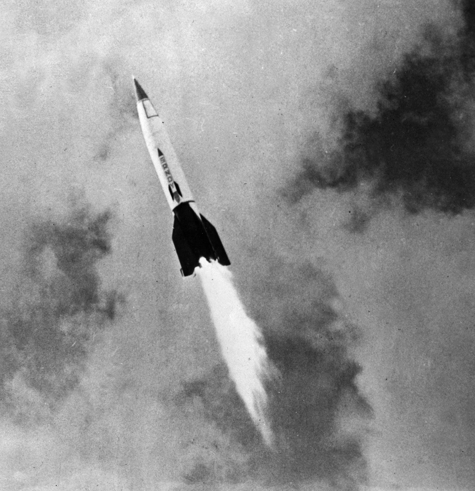 V-2 rocket | History, Inventor, & Facts | Britannica