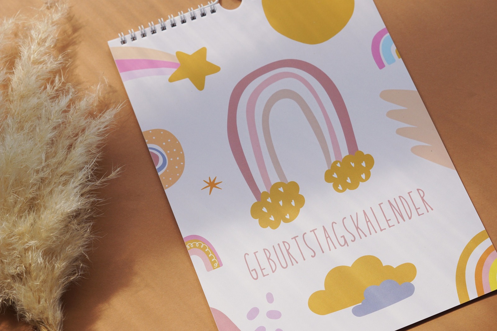 Der Regenbogen-Geburtstagskalender für den Kindergarten: Ausmalspaß und Organisation in Einem!