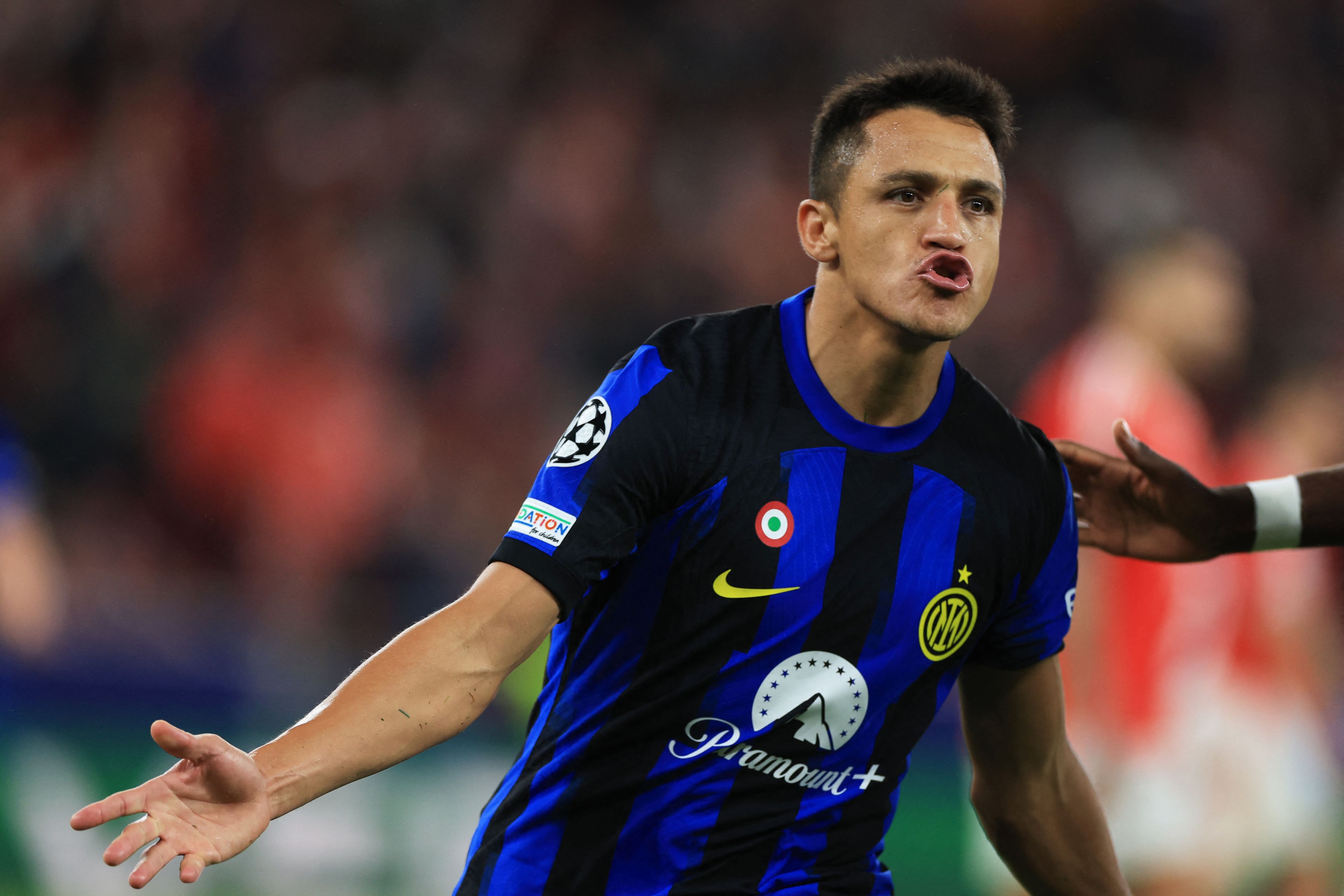 Alexis Sanchez & Carboni vying for Inter Milan fifth striker role next